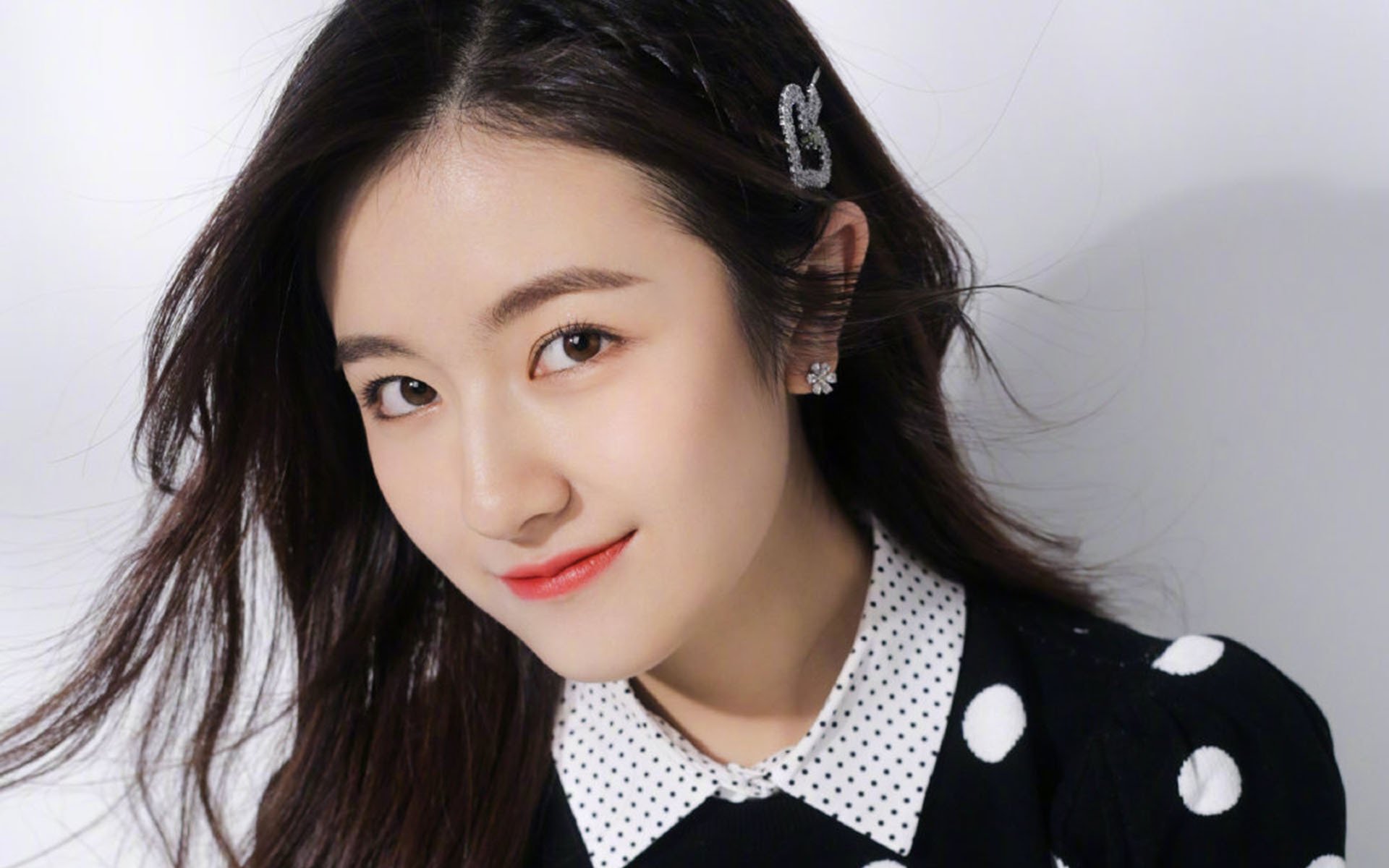 世界杯预选赛国足爆冷 球迷热议不断升级，世界杯预选赛国足出线形势