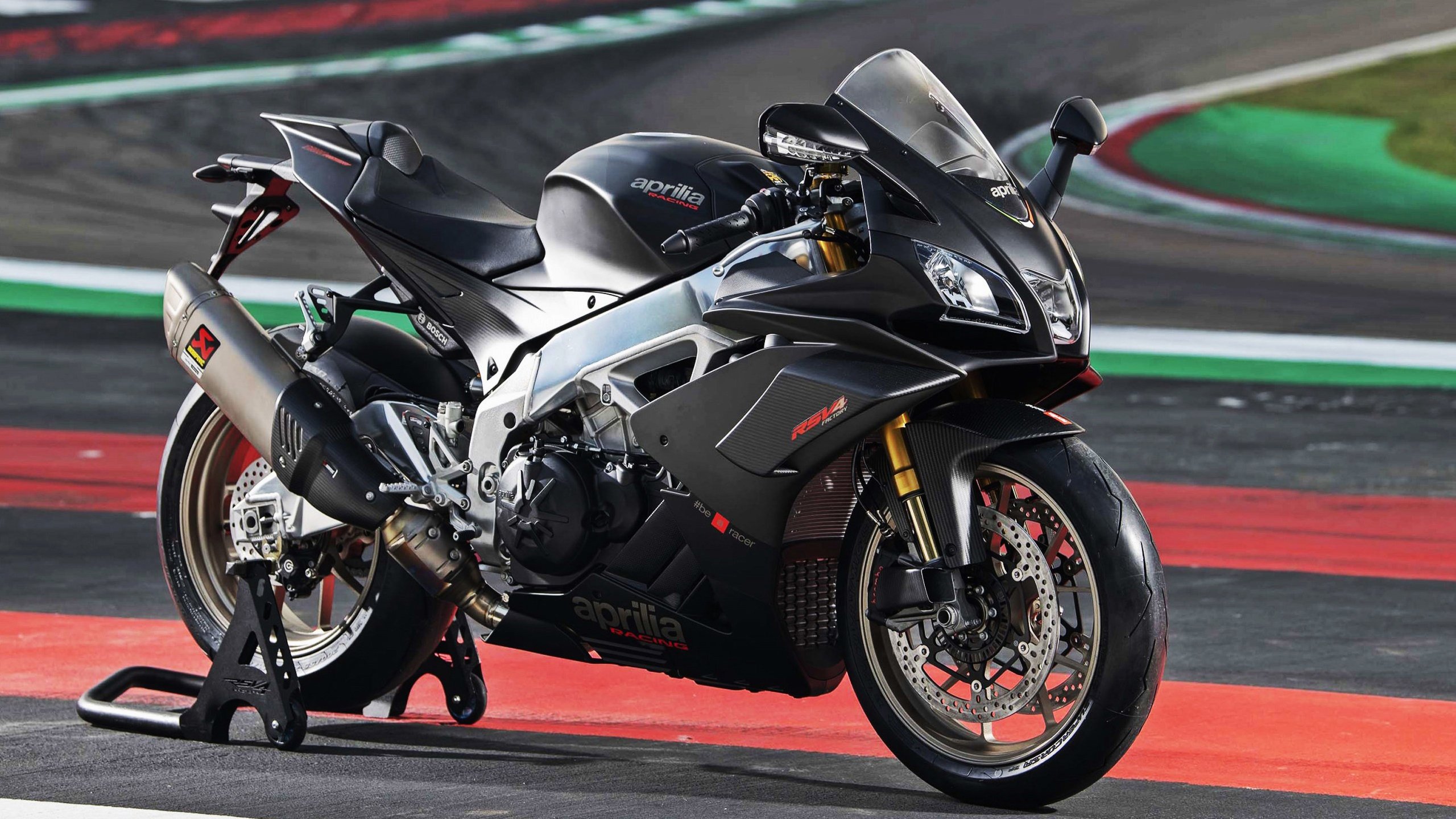 职业联赛观众流失加剧,职业联赛在哪里举行