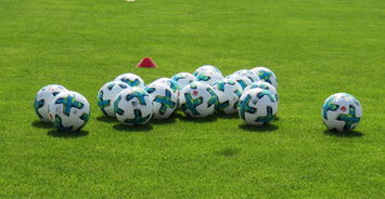 爱游戏在线登录入口-不退役不躺平！埃里克森选择德甲继续拼！，埃里克森即将出院回球场